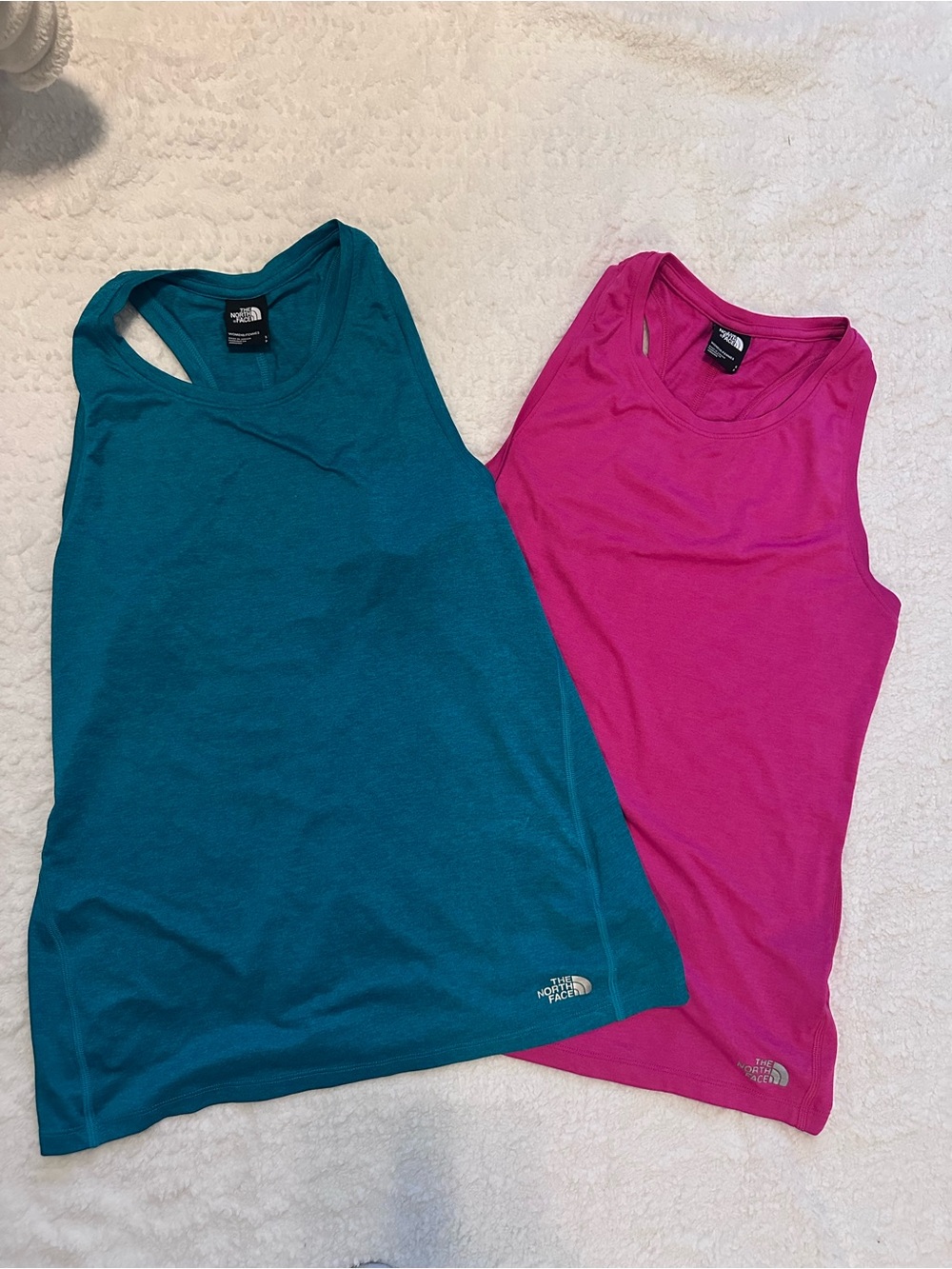 The North Face Women’s Tank Tops Lot of 2 Teal & Pink Size Small Activewear